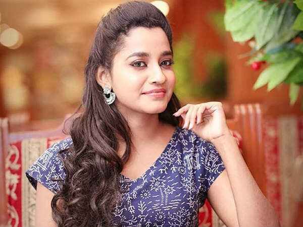 abarnathi Height, Weight, Age, Biography, Wiki, Stats